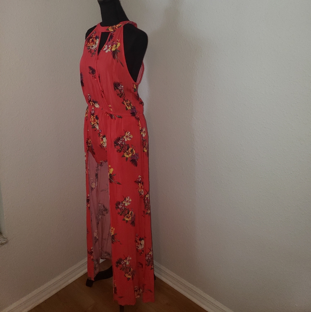 Tropical Peach Floral Romper with overlay - Picture 12 of 14